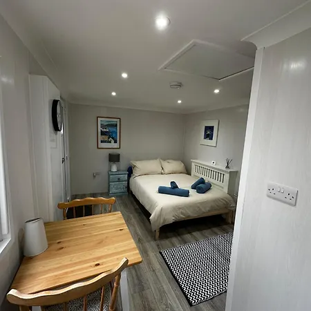 Peaceful Southbourne Studio - Pets Welcome Bournemouth Buitenkant foto